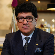 Mr Puneet Chhatwal